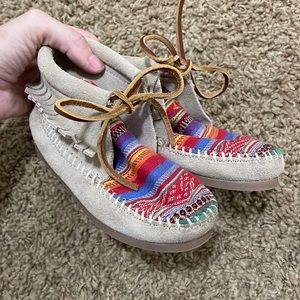 Minnetonka Child's Frisco Boots- size 10